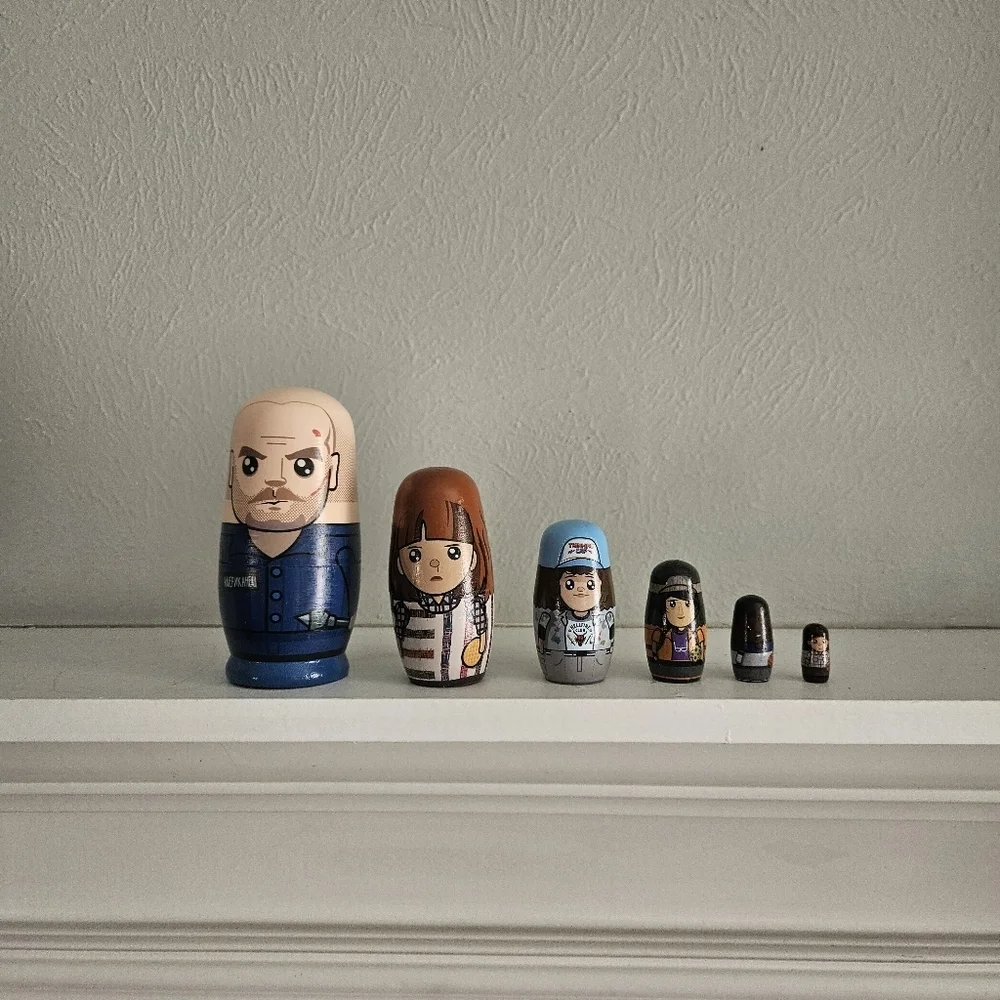 New Without Box- Nestables X Stranger Things: Season 4 Russian Nesting Dolls Set